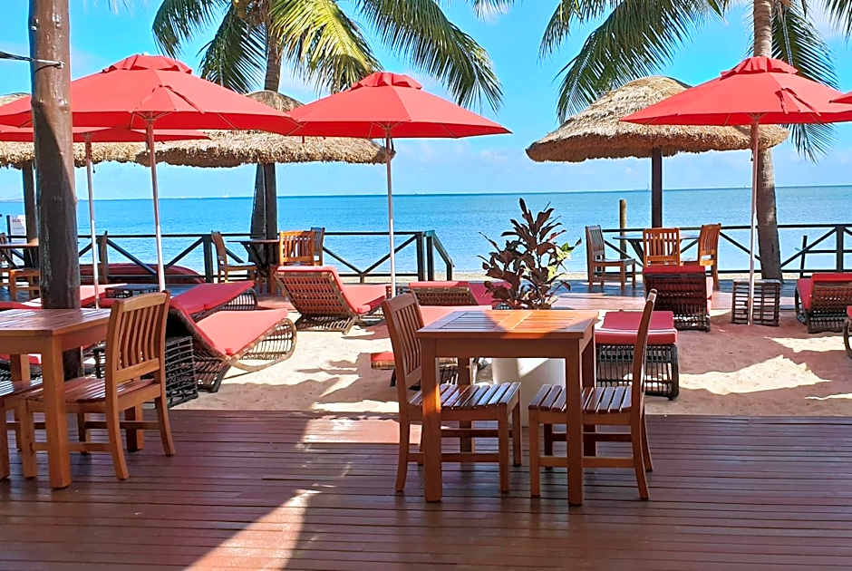 Ramada Suites by Wyndham Wailoaloa Beach Fiji