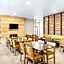 Country Inn & Suites by Radisson, Flagstaff Downtown, AZ