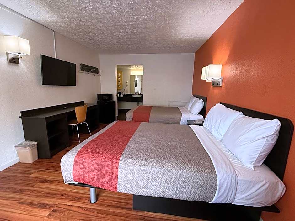 Relax Inn by OYO Columbus OH I 70