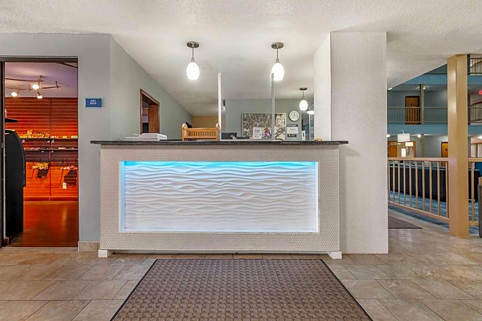 Best Western On The River