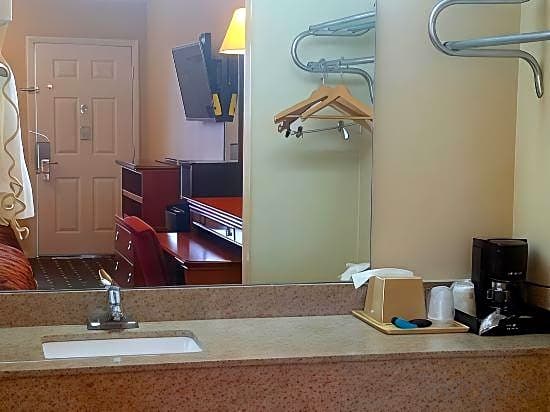 Americas Best Value Inn Winnsboro, SC