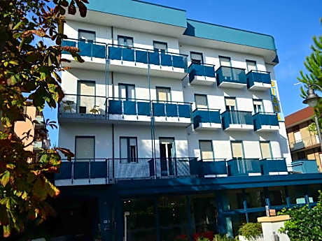Hotel Diana
