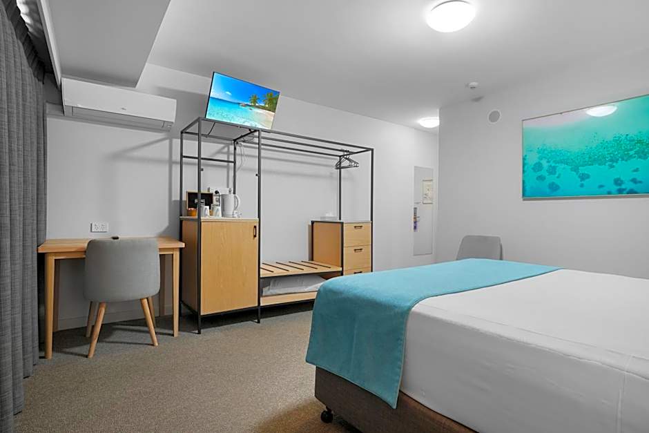 Gladstone Reef Hotel Motel