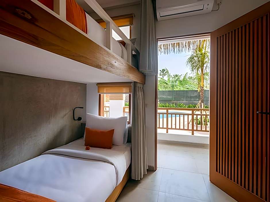 Roomates Surf Camp Canggu by Ini Vie Hospitality