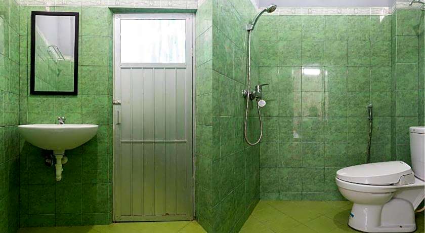 SPOT ON 2063 Bethania Residence