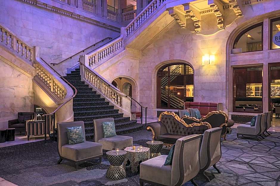 Renaissance by Marriott Pittsburgh Hotel