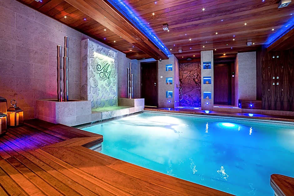 Mała Anglia Deluxe Rooms & SPA