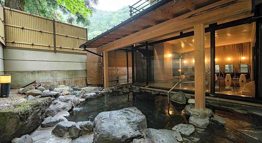 Sakahijiri Nikko