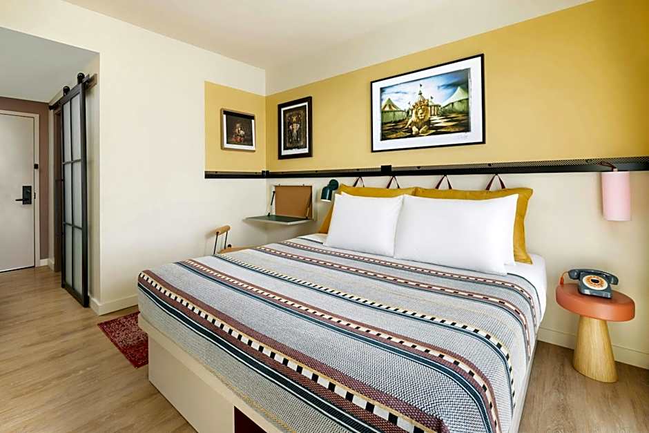 Moxy Allentown Downtown