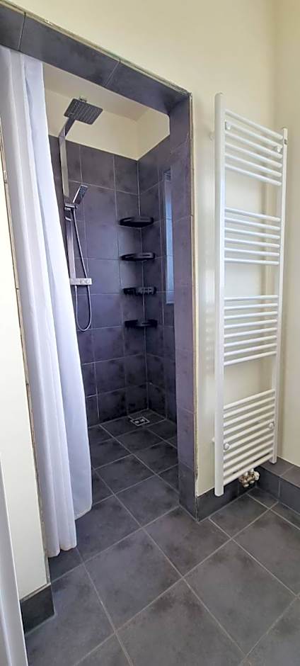 Dreibettzimmer "Blau" in zentraler Lage