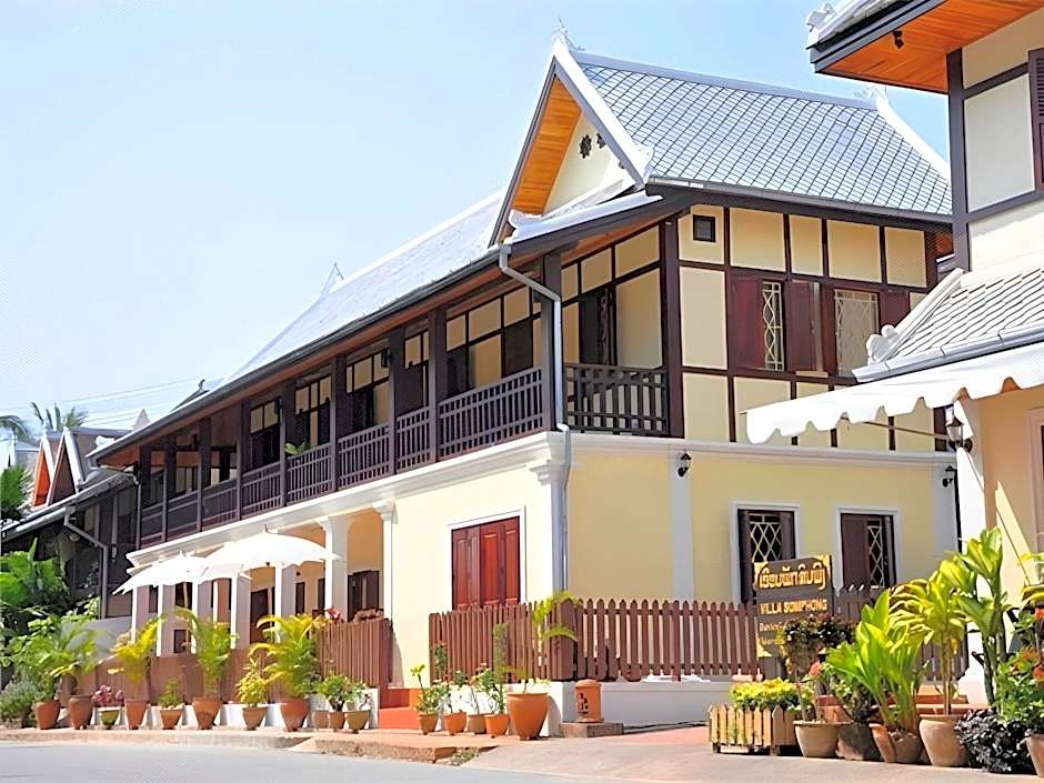 Villa Somphong