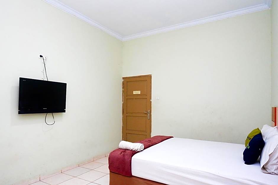 Urbanview Hotel Platinum Parepare