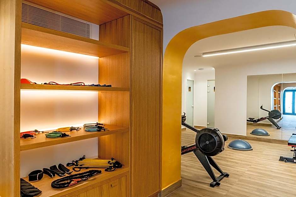 Cresanto Luxury Suites