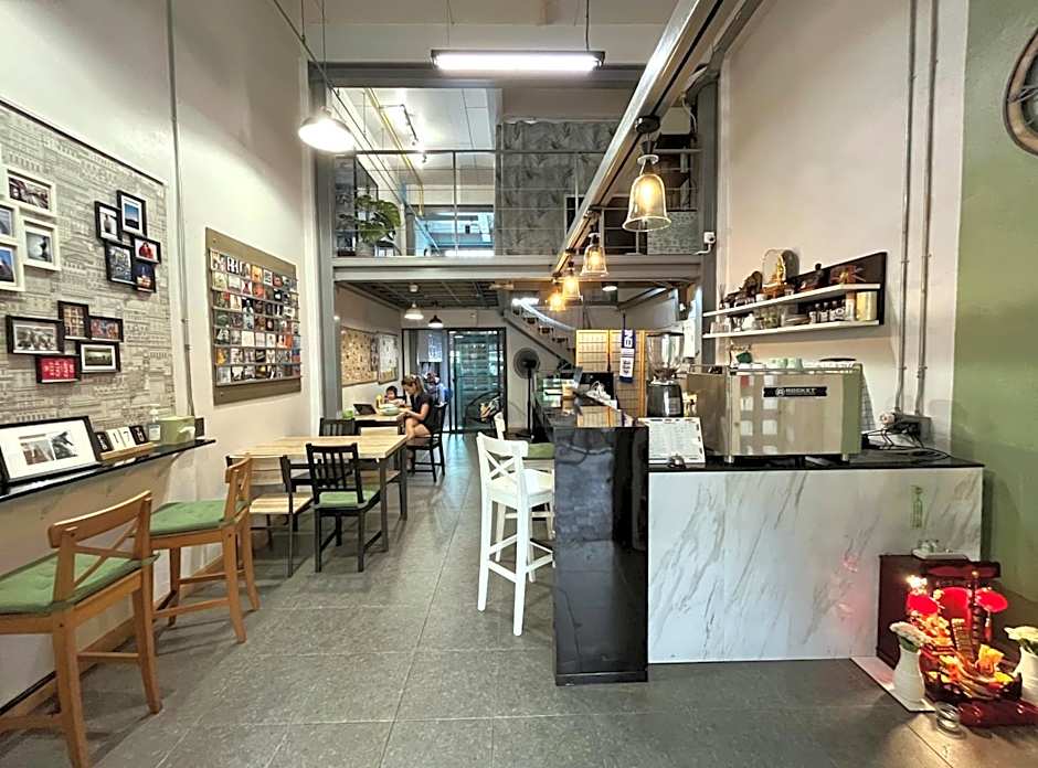 Hybrit hostel&cafe