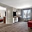 Hampton Inn & Suites Fresno