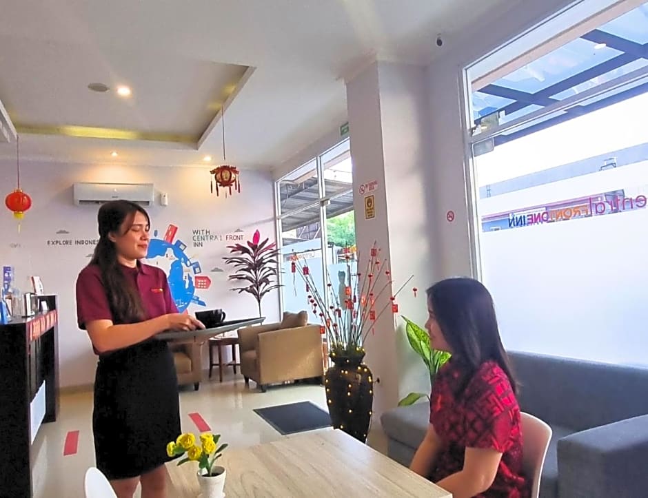 Central Front One Inn Jakarta Airport