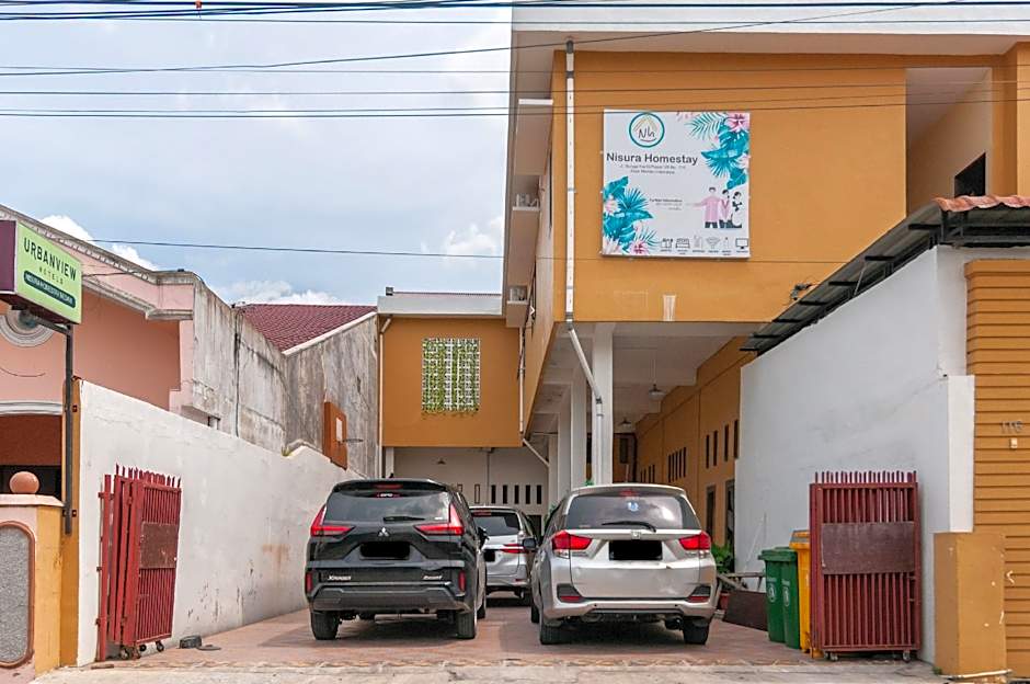 Urbanview Hotel Nisura Homestay Medan by RedDoorz