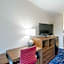 Econo Lodge Inn & Suites Foley-North Gulf Shores