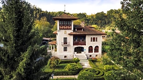 Hotel Palacete Real