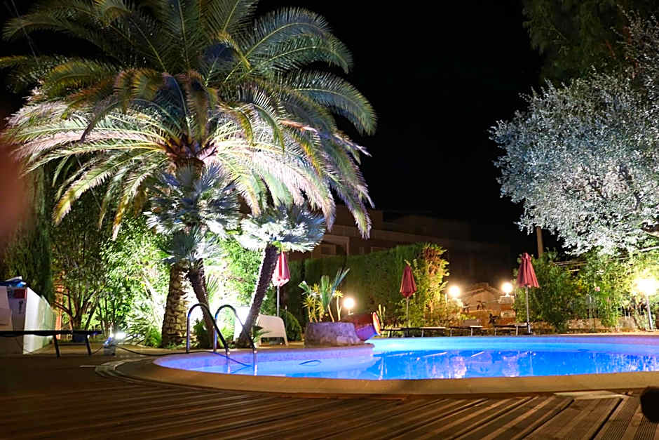 La Villa Roseraie , Hôtel Familial OUVERT TOUTE L'ANNEE