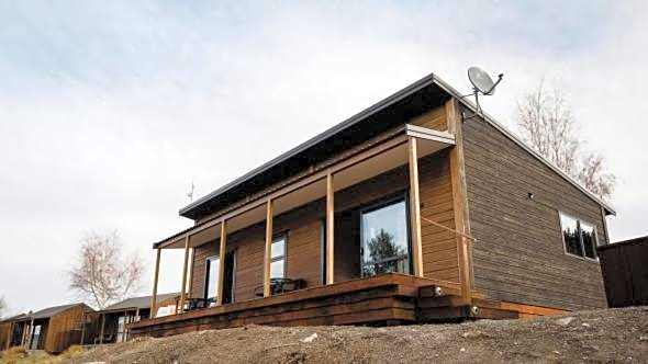 Lakes Edge Holiday Park