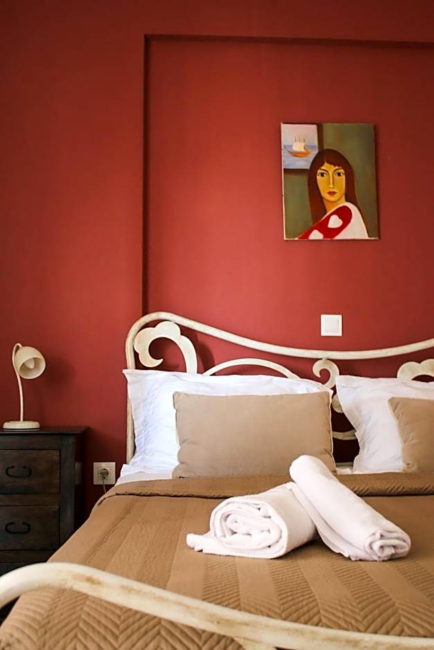 Studios Liotrivi Ouranoupolis