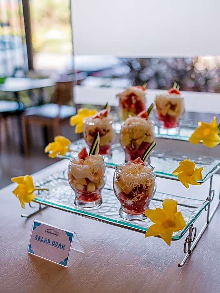 Three Eight Front One Boutique Batu Malang