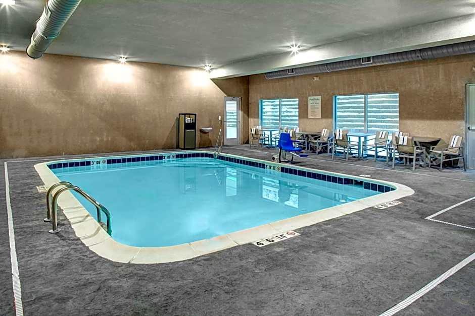 Holiday Inn Express & Suites Coldwater By IHG