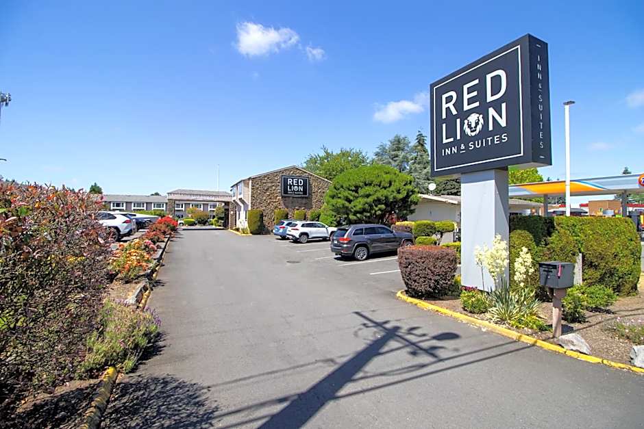 Red Lion Inn & Suites Vancouver