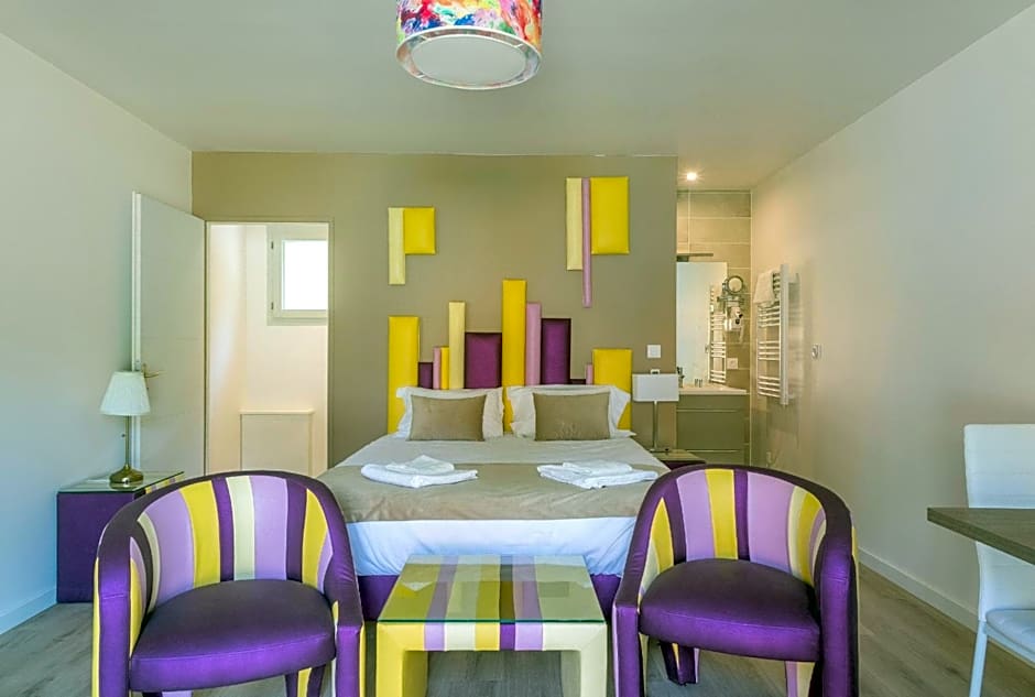 Hôtel Domaine des Pierres Dorées