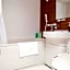 Hotel Route-Inn Toyama Ekimae