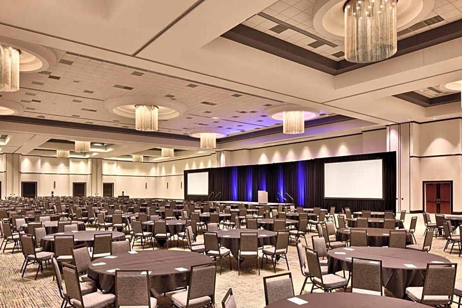 Renaissance Phoenix Glendale Hotel & Conference Center