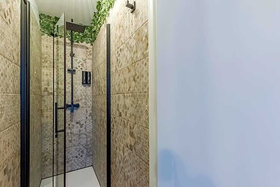 Santo - Coworking - Coliving - Madrid