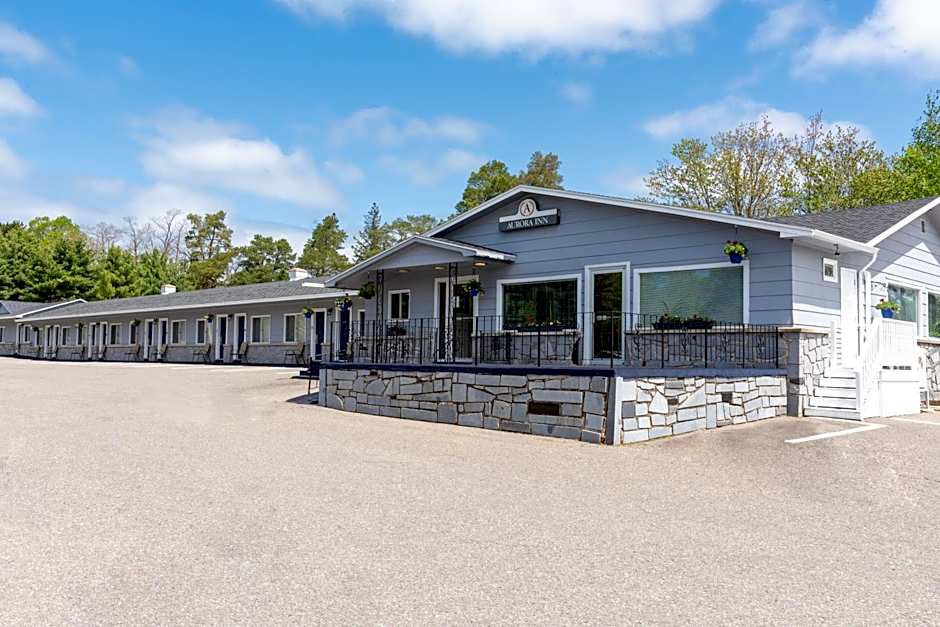 Aurora Inn
