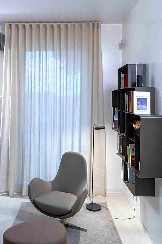 Borgo Baccile by Vini Fantini