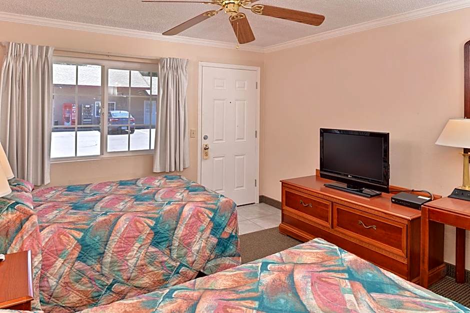 Golden Eagle Motel