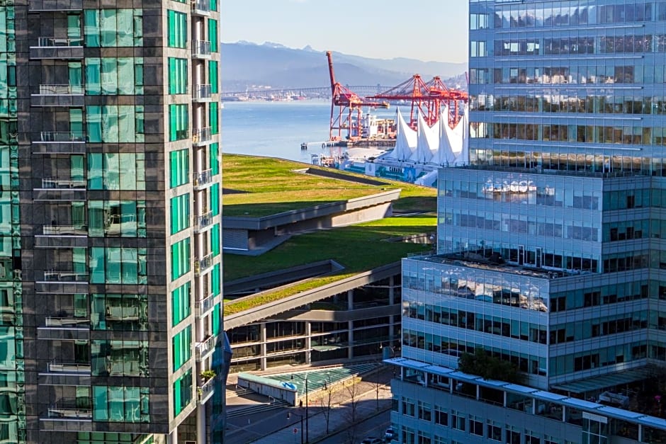 Pinnacle Hotel Harbourfront