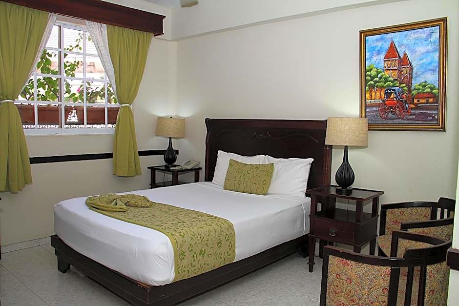 Platino Hotel & Casino