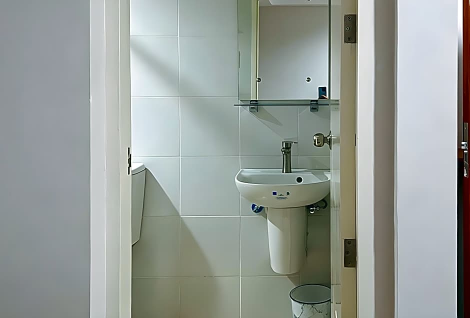 Lea Robert Hotel Angeles Pampanga by RedDoorz