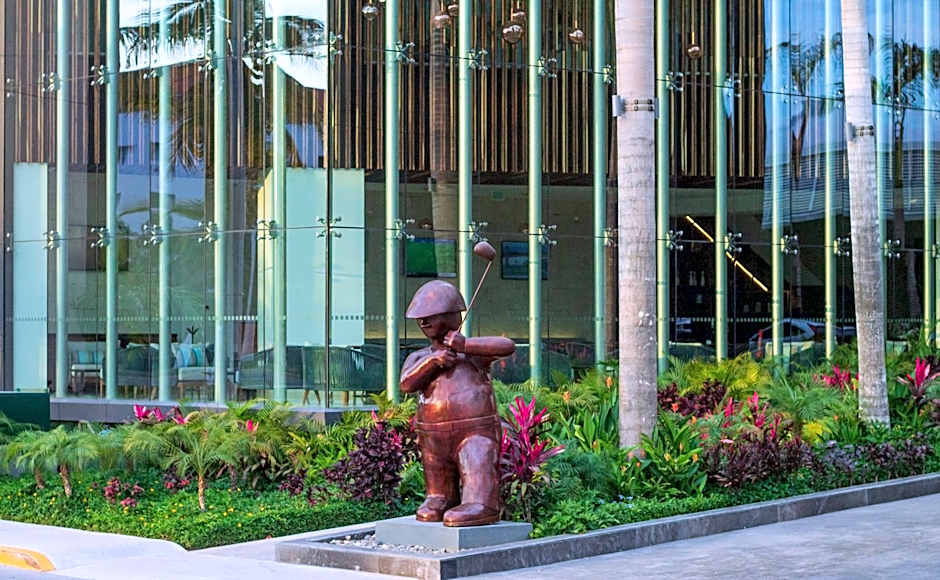 Holiday Inn & Suites Puerto Vallarta Marina & Golf By IHG