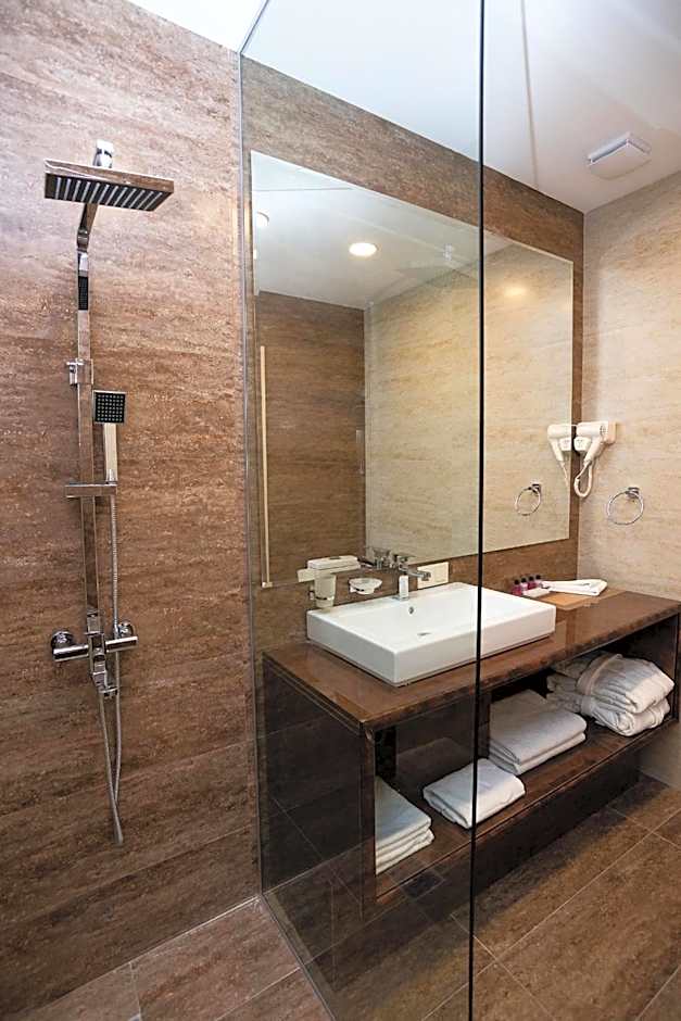Gallery Art Hotel
