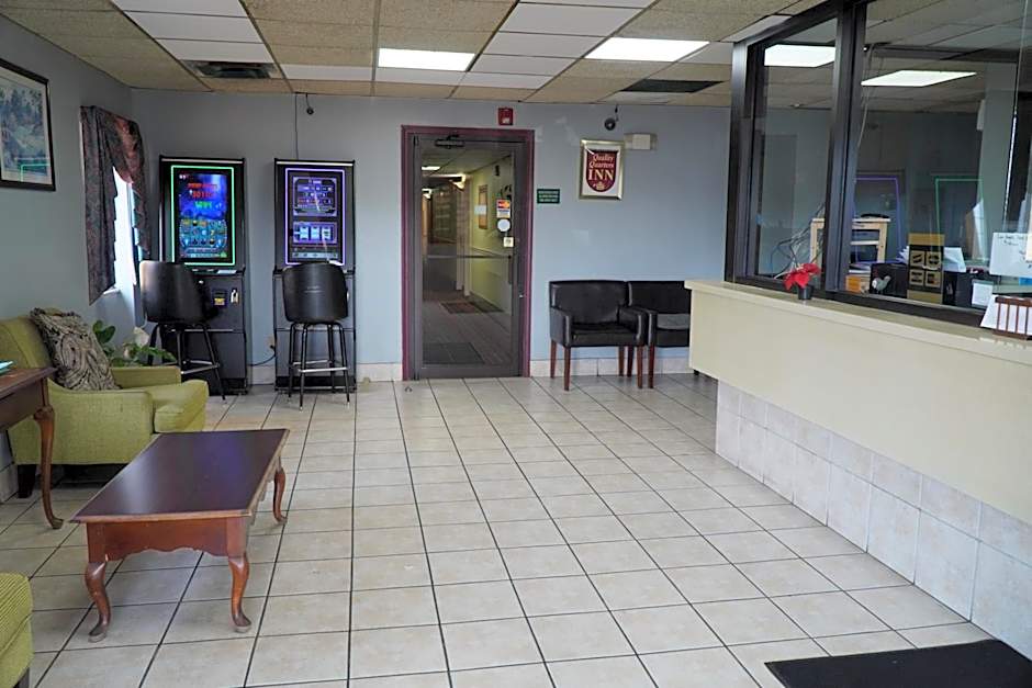 Quality Quarters Inn By OYO Richmond KY I-75