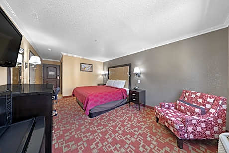 1 King Bed, Nonsmoking