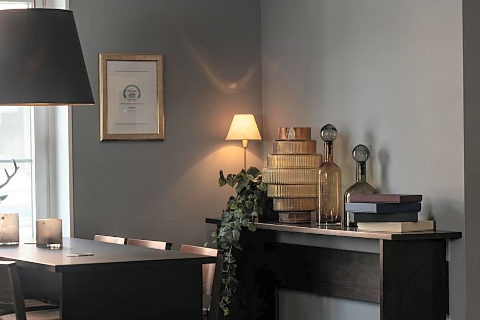Home Hotel Uman
