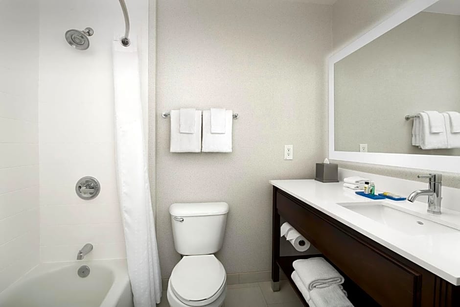 Holiday Inn Express Puyallup By IHG