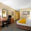 Gateway Hotel & Suites, an Ascend Hotel Collection Member