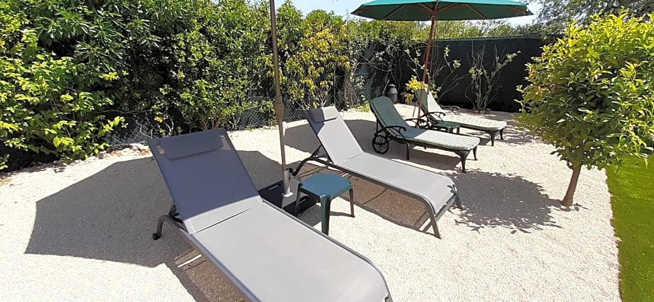 ApraHouseLoule Guesthouse