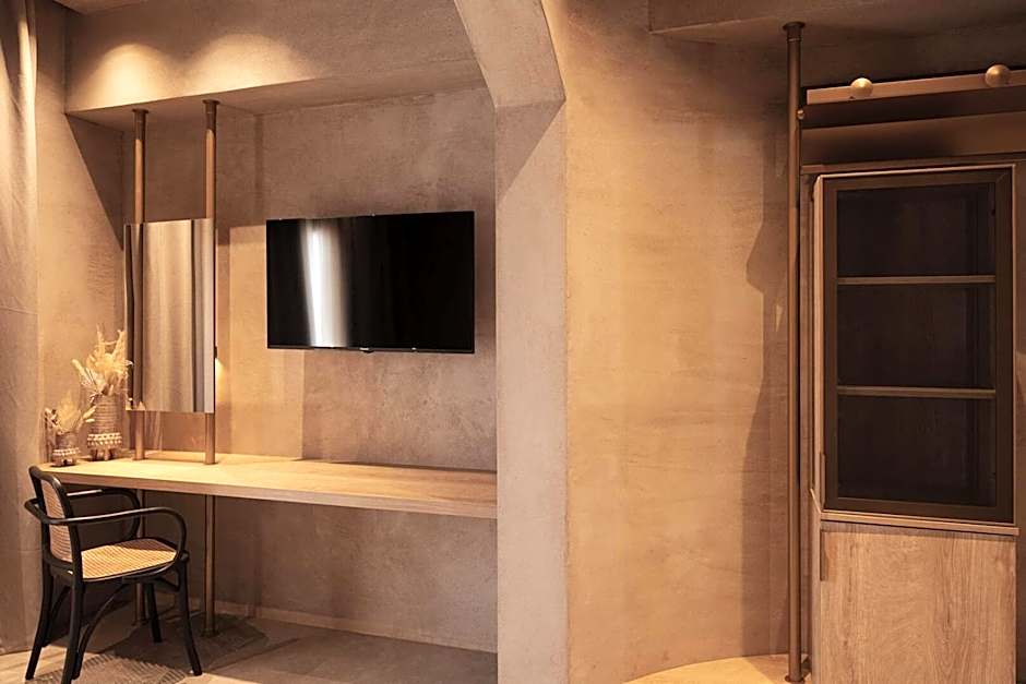 Medusa Luxury Suites