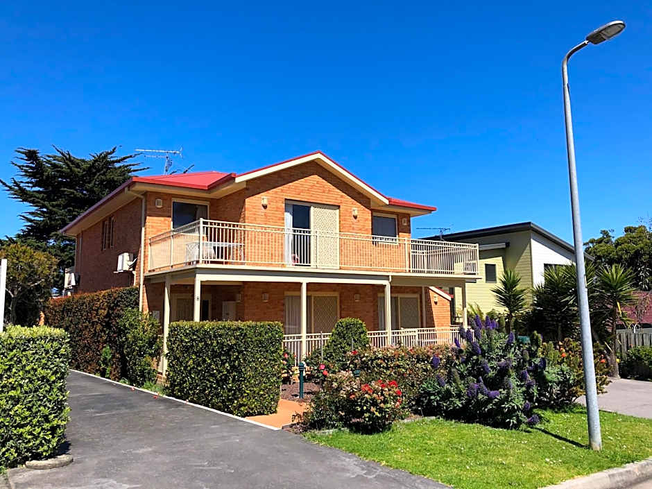 Angela's Beach Stays