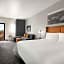 La Quinta Inn & Suites by Wyndham San Luis Obispo Downtown